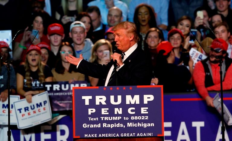 ترامب وكلينتون