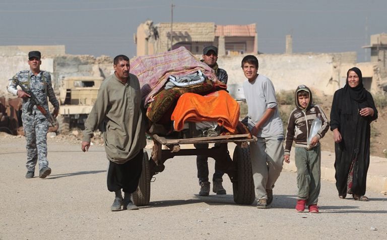 مدنيون فارون من الرقة