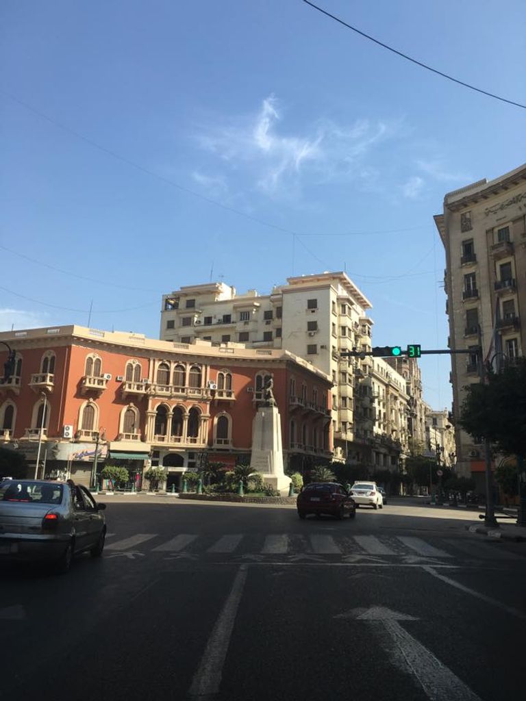 المصريون يسخرون من دعوات التظاهر بطريقتهم