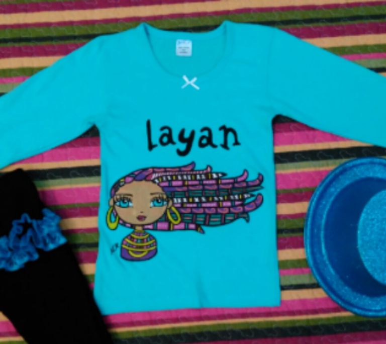 "نيفين" المصرية تنافس الطباعة على الملابس والأحذية11