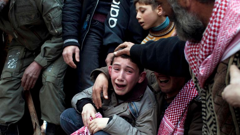 لا عزاء للمدنيين في حلب