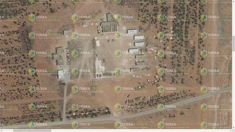 صور الآليات العسكرية