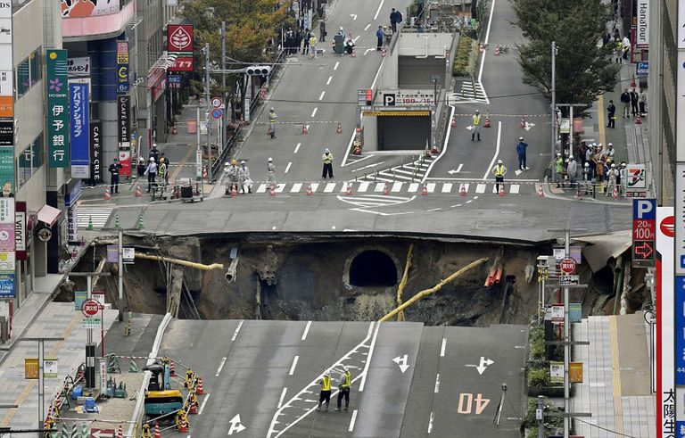 الحفرة قبل وبعد