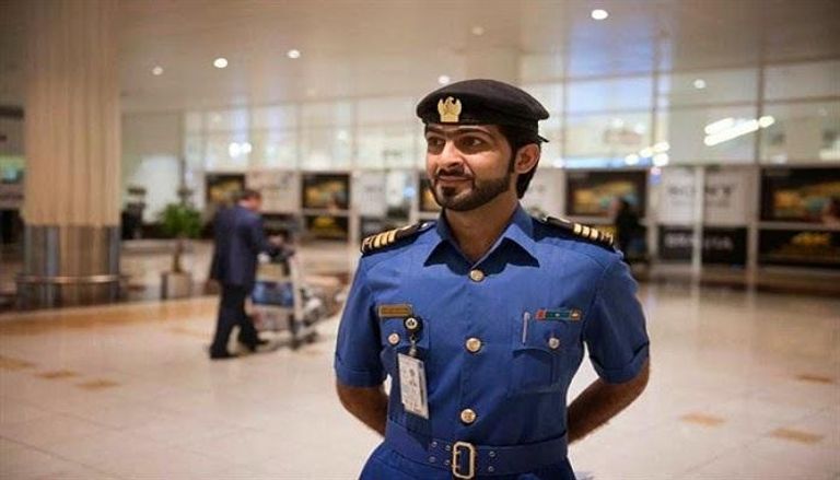 ضابط في جمارك دبي