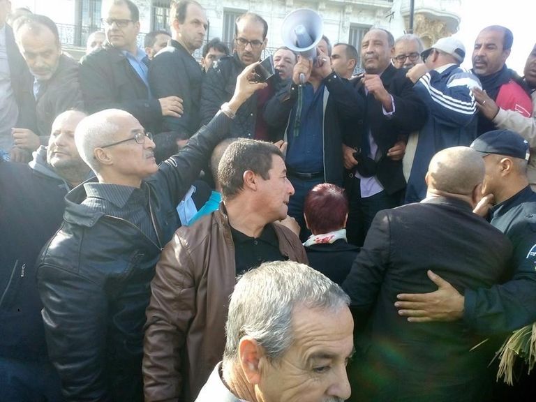 جانب من مظاهرات المتقاعدين بالجزائر