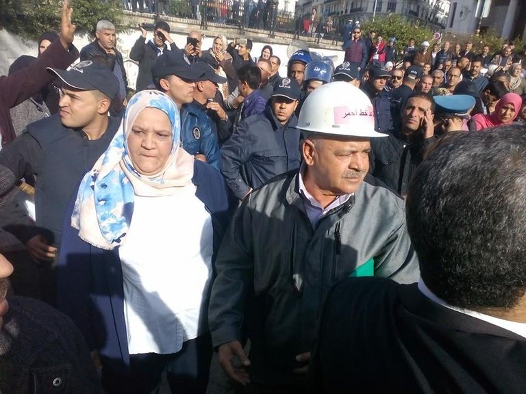 جانب من مظاهرات المتقاعدين بالجزائر