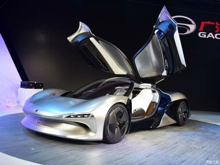 إقبال كبير على معرض جوانزو الدولي