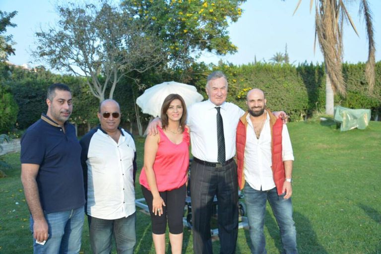 صورة سيلفي تجمع أبطال المسلسل