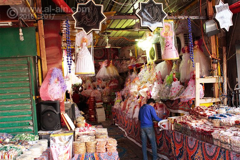 حلوى المولد تنتظر فرحة البيع