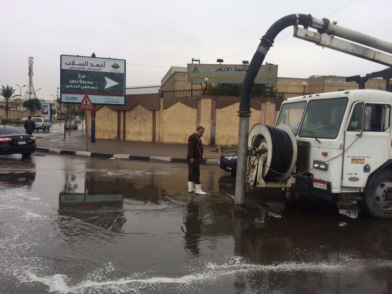 طوارئ في محافظات مصر بسبب الطقس السيئ