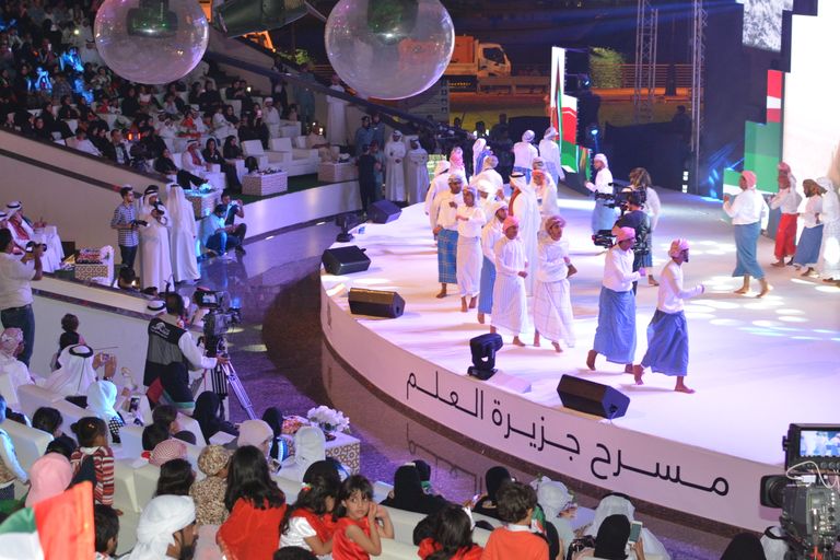 - مشاهد من أوبريت