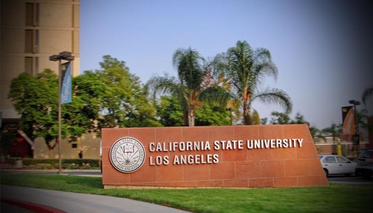 مقتل رجل طعنا في جامعة كاليفورنيا