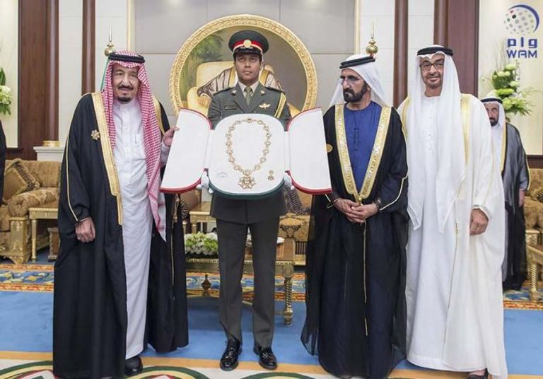 الشيخ محمد بن زايد والعاهل السعودي