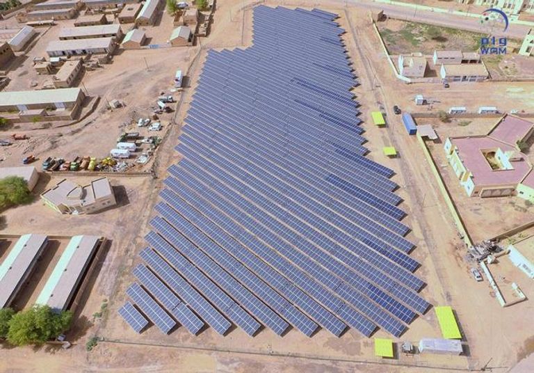 الرئيس الموريتاني والسفير الإماراتي