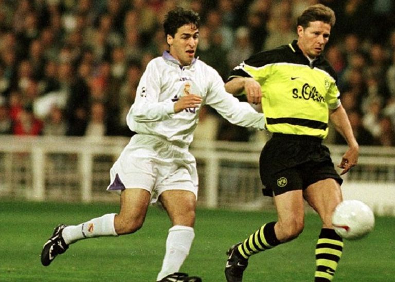 لقطة من مواجهة الفريقين الأخيرة