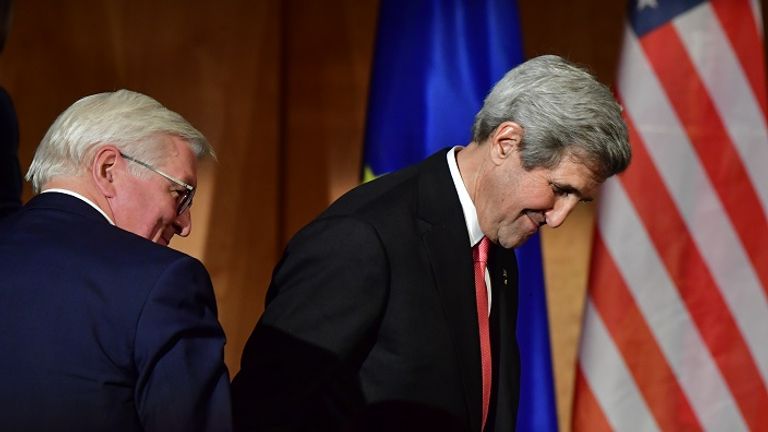 جون كيري ووزير الخارجية الألماني فرانك فالتر شتاينماير