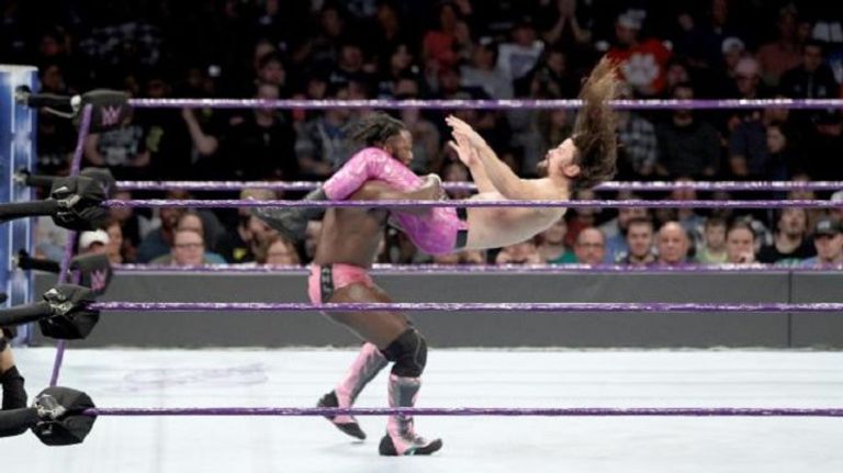 ريتش سوان يتوج باللقب