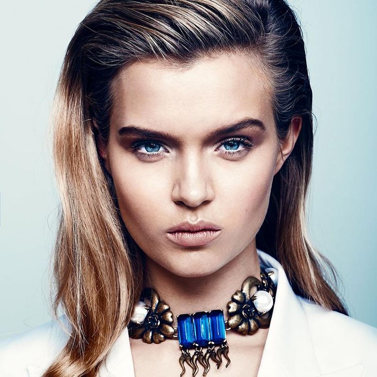 الحجر الأزرق موضه إكسسورات العام