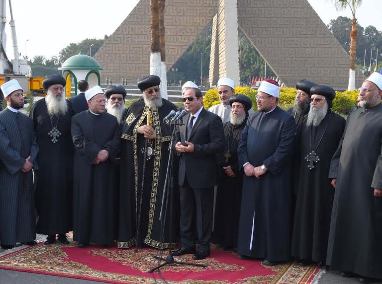 السيسي يتقدم المشيعيين