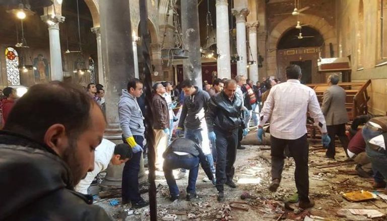 آثار التفجير الإرهابي بالكنيسة