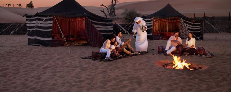 رحلات بالطائرة المائية لضيوف دبي السينمائي