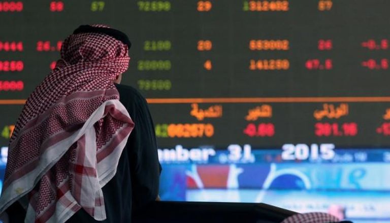 تراجع الأسواق العربية في المستهل 