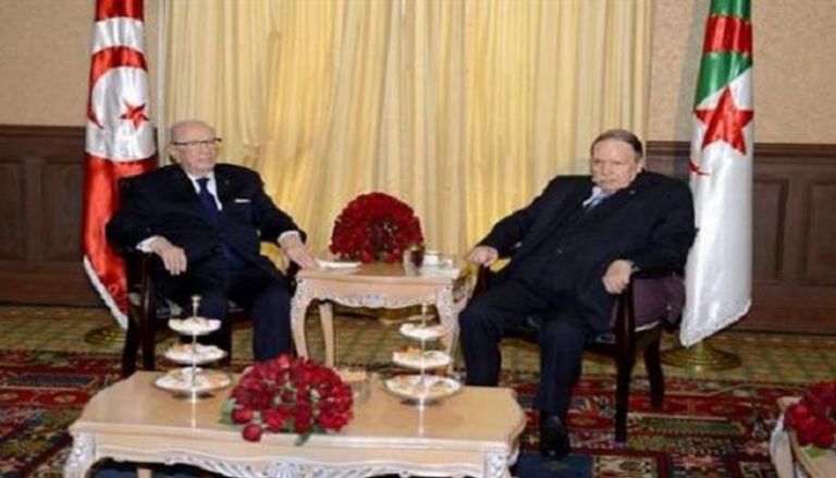 رئيسا الجزائر وتونس خلال اللقاء