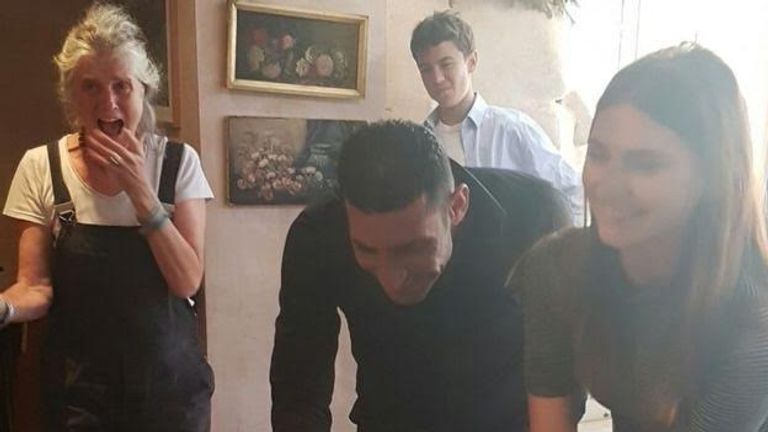 هيذر الستون البريطانية وعبدالله السوري