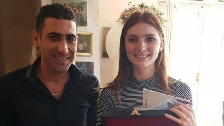 هيذر الستون البريطانية وعبدالله السوري