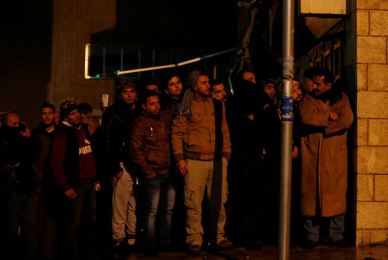 أهالي الكرك بموقع الهجوم