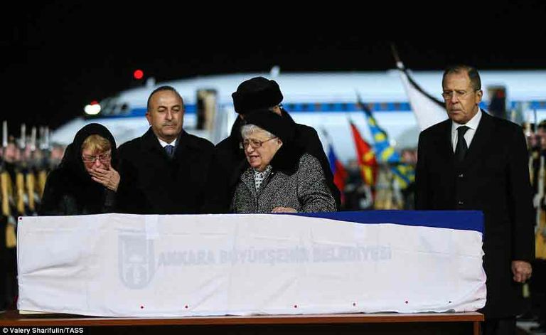 زوجة السفير الروسي القتيل