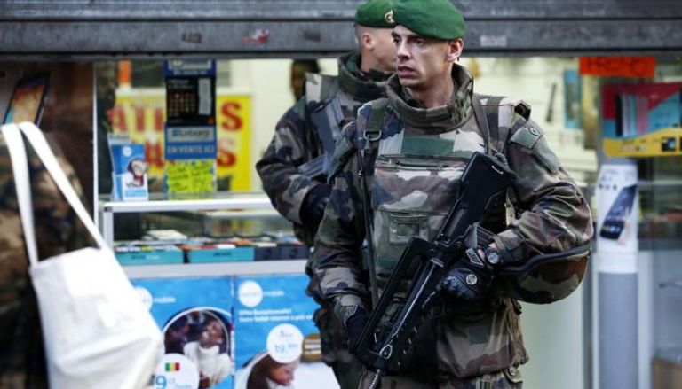 الأمن الفرنسي هرع إلى موقع الحادث 