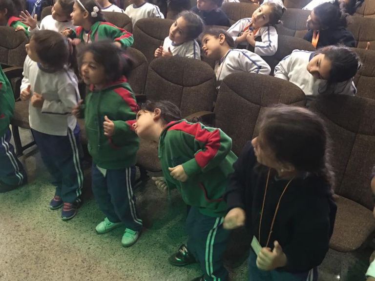 فريق حماية يدرب الأطفال على مكافحة التحرش