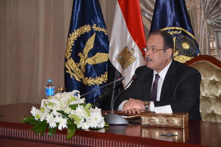 وزير الداخلية المصري ومساعدوه