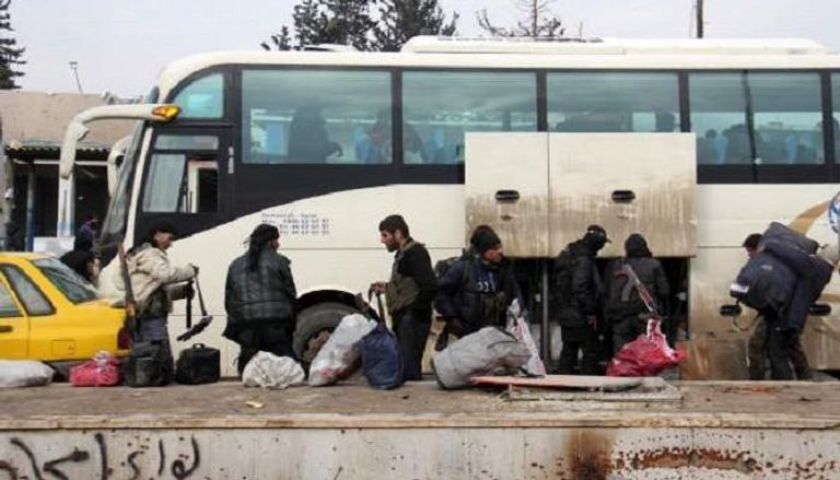 المقاتلون يخرجون لخارج حلب