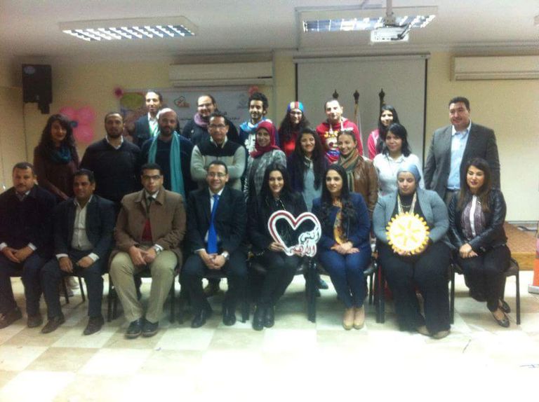 مايا نصري تحتفل مع الأطفال ذوي الاحتياجات الخاصة