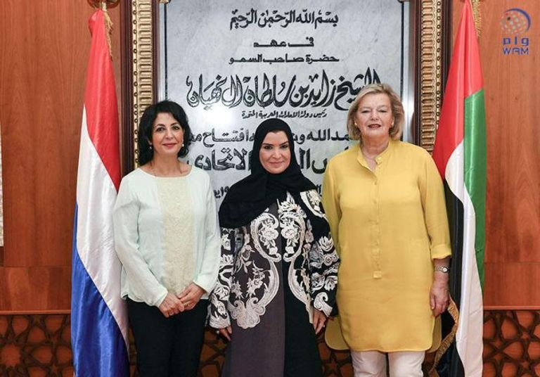 أمل القبيسي توقع مذكرات تفاهم مع رئيسات برلمانات عدة دول 