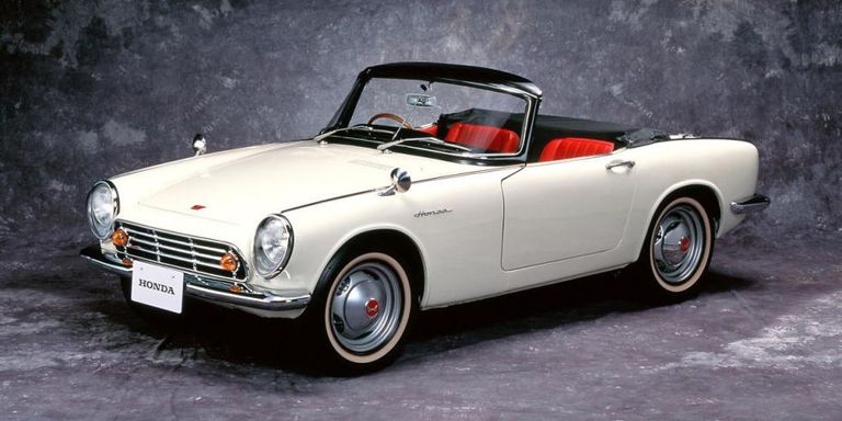 أول سيارة من إنتاج هوندا طراز S500 عام 1963 - موقع هوندا أحد مصانع هوندا في الولايات المتحدة - موقع هوندا