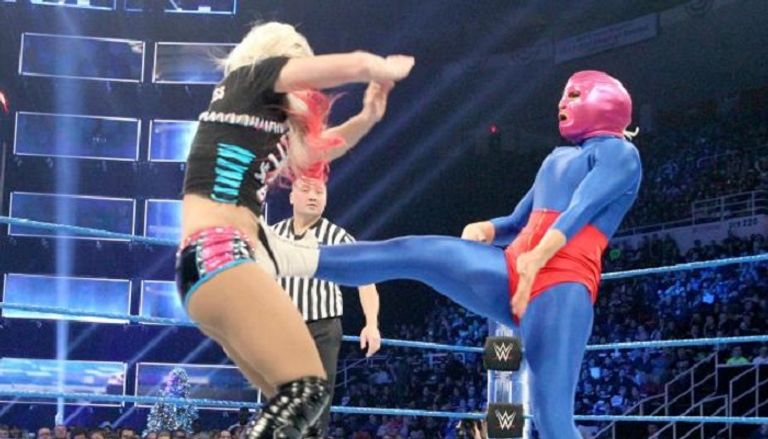 المصارعة المقنعة