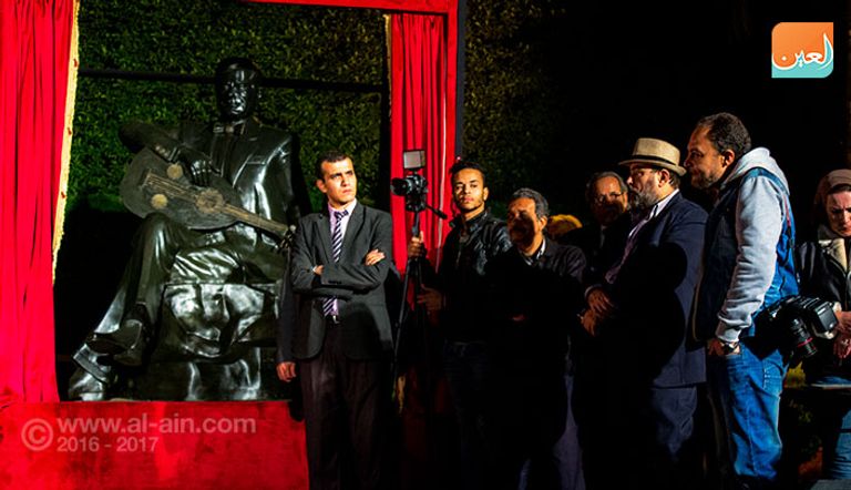 تمثال فريد الأطرش يزين دار الأوبرا المصرية