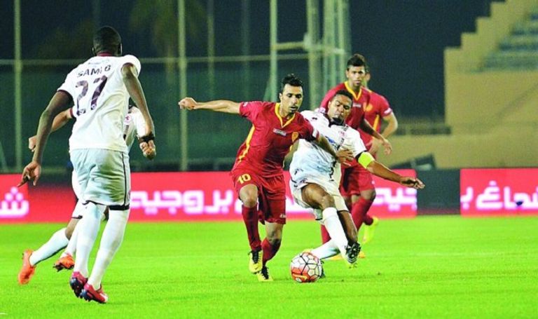 أنجوس مدرب القادسية