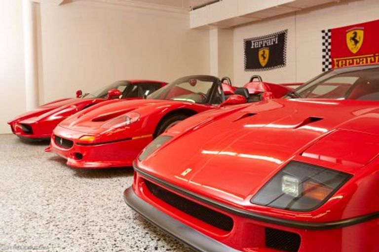ديفيد لي صاحب أكبر مجموعة سيارات فيراري في العالم - موقع بيتروليشوس