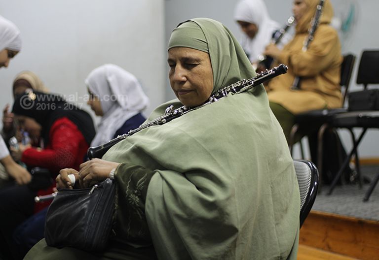 طافت العازفات حول العالم