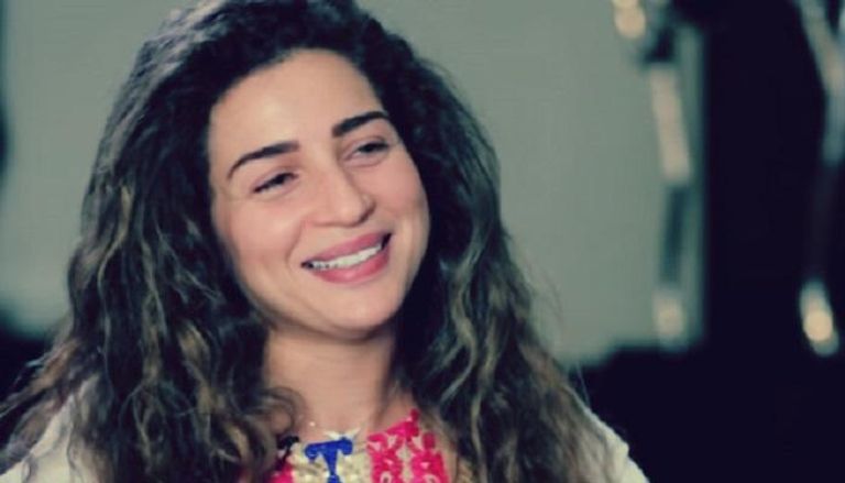 مي عز الدين