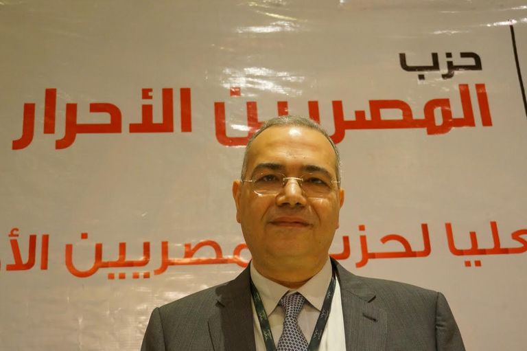 الدكتور عصام خليل