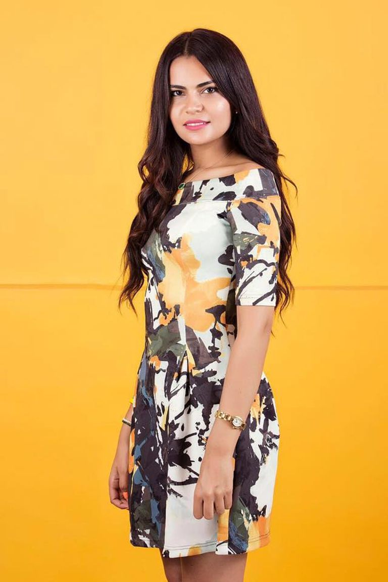 متسابقة مصرية على اللقب