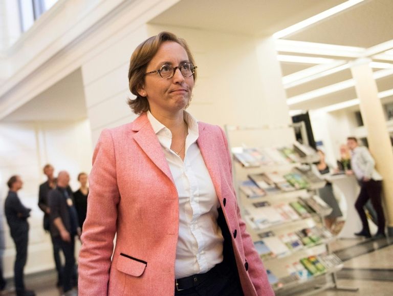 زعيم فرع حزب ميركل في برلين فرانك هنكل