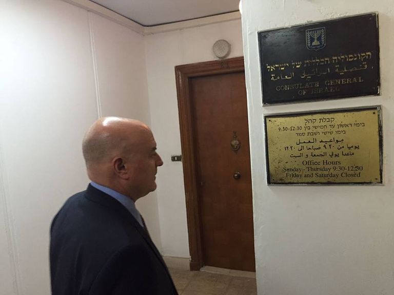 سفير إسرائيل يزور معبد النبي إلياهو بالأسكندرية