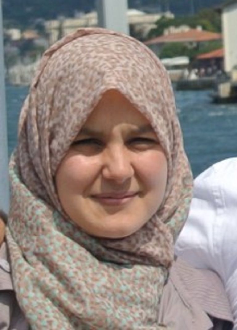 بن كيران وابنته سمية