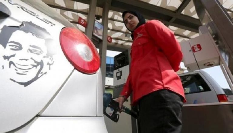 مصر تبدأ تطبيق منظومة كروت البنزين